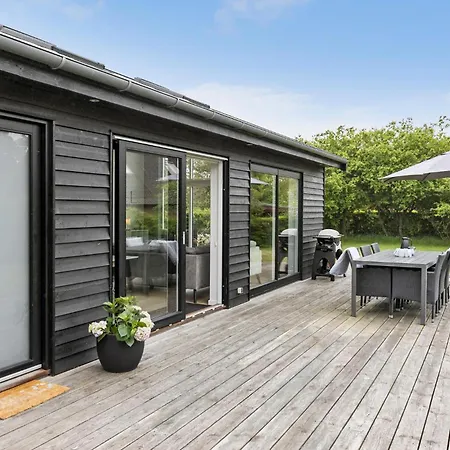 펜션 3 Bedroom Beautiful In 넥소