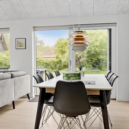 펜션 3 Bedroom Beautiful In *