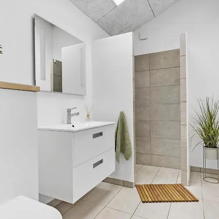 3 Bedroom Beautiful In